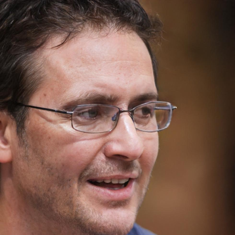 Portrait de Soren Villeneuve, analyste budgétaire